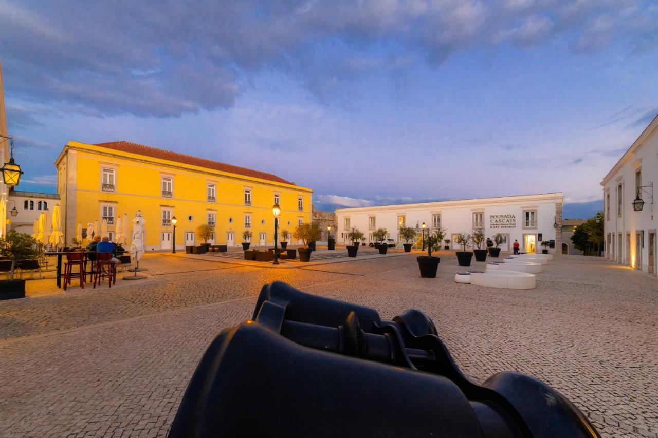 Pestana Cidadela Cascais - Pousada & Art District Kültér fotó The main square of the city of Angra do Heroísmo, with the main buildings of the University of the Azores